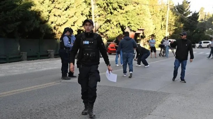 Un estudiante de 13 años fue baleado a la salida del colegio: hay dos detenidos