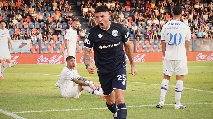 Independiente Rivadavia le ganó a Tigre y se mantiene en lo más alto