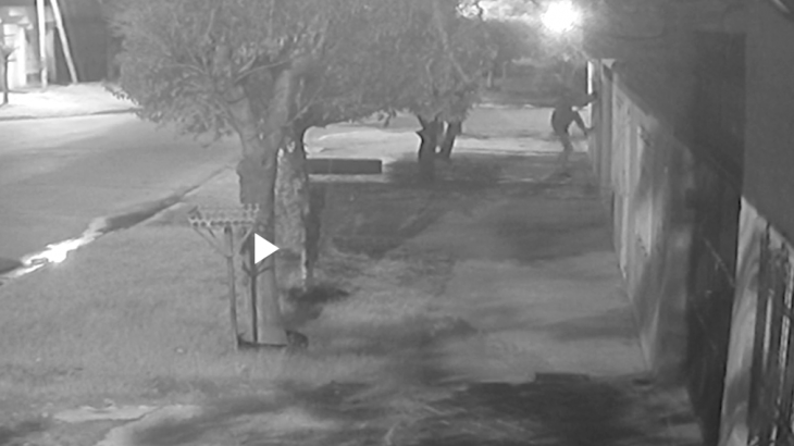 Una jubilada fue reducida, torturada y despojada de su auto en una entradera