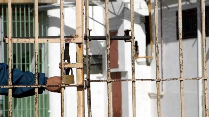 Cárceles sin celulares: el Gobierno autorizó el bloqueo de señales para frenar delitos