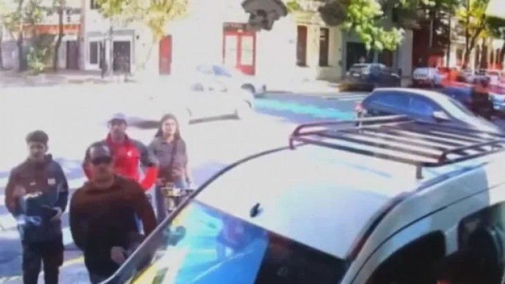 Nuevo susto en Olga: otra vez un vehículo casi embiste el estudio del canal