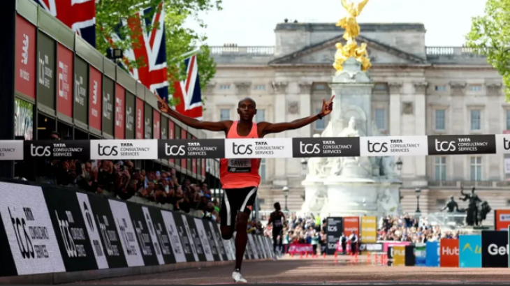 Historico en la Maratón de Londres: el keniata Sawe rompió la barrera de las 2 horas