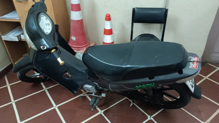 Las Heras: cayó un hombre tras intentar vender una moto robada en un encuentro pactado por Facebook